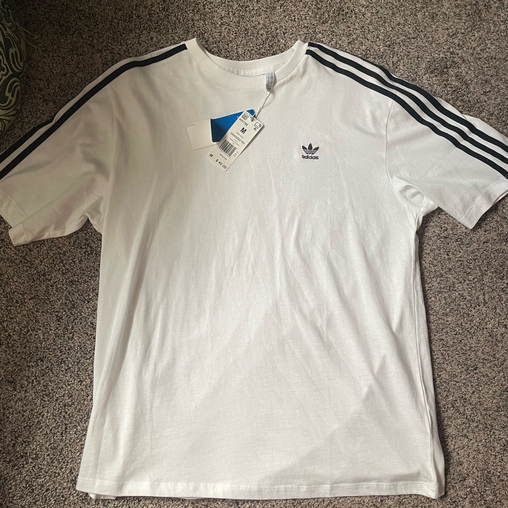 Womens 3 stripe adidas shirt